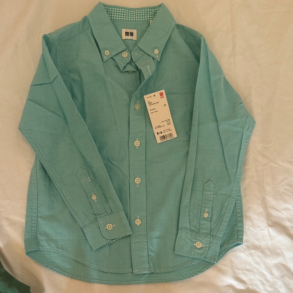 Uniqlo Kids Turquoise Button Down Shirt